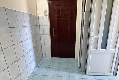 Apartament cu 2 camere semidecomandat în Mircea cel Bătrân