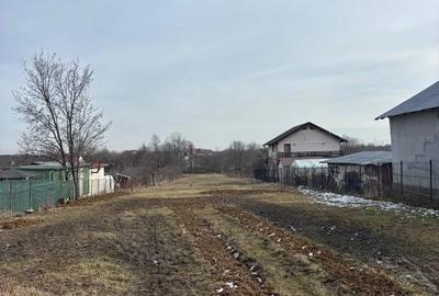Teren de 3054 mp, în Smeura