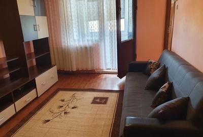 Garsonieră decomandată în Central - 1