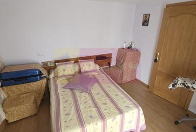 Casă cu 3 camere cu Canalizare în Poiana Câmpina - 4