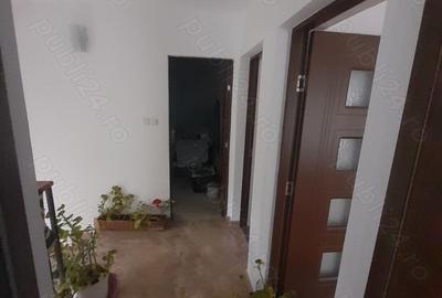 Casă cu 4 camere cu Teren 400 Mp în Exterior Vest - 1