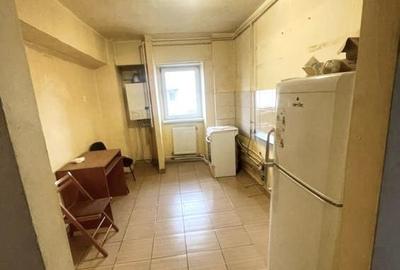 Apartament cu 3 camere decomandat în Chinteni - 6