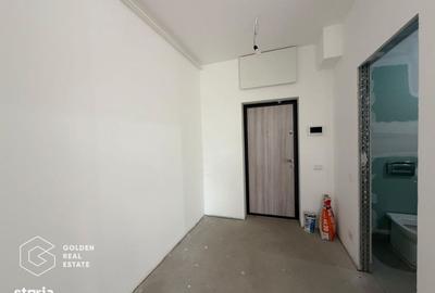Apartament cu 3 camere în Intim
