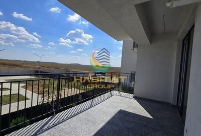 Apartament cu 3 camere semidecomandat în Metalurgiei
