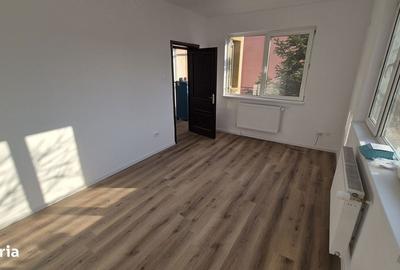Casă cu 5 camere cu Teren 200 Mp în Bucureștii Noi - 13
