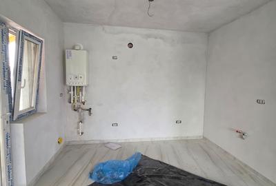 Casă cu 4 camere cu Teren 380 Mp în Hemeiuș
