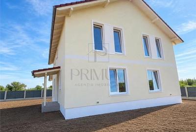 Casă cu 4 camere cu Teren 306 Mp în Oloșag