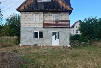 Casă cu 1 camere cu Teren 300 Mp în Ocna Șugatag