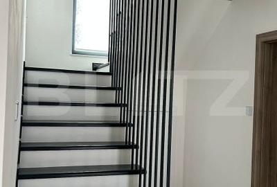 Casă cu 4 camere cu Teren 700 Mp în Central - 3