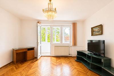 Apartament cu 4 camere decomandat în Central - 4