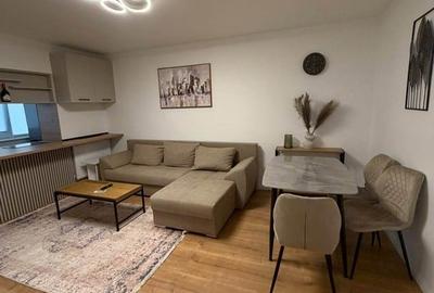 Apartament cu 3 camere decomandat în Faleza Nord