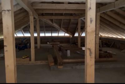 Casă cu 4 camere cu Teren 535 Mp în Central - 13