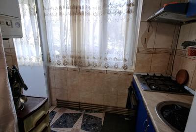 Apartament cu 4 camere semidecomandat, mobilat în Rahova - 11