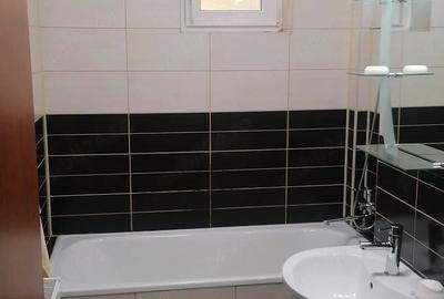 Apartament cu 3 camere semidecomandat în Central - 6