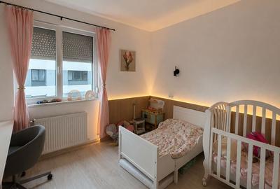 Apartament cu 3 camere semidecomandat, mobilat în Florești - 13
