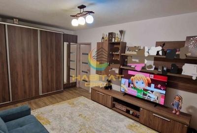 Apartament cu 3 camere decomandat în Apărătorii Patriei