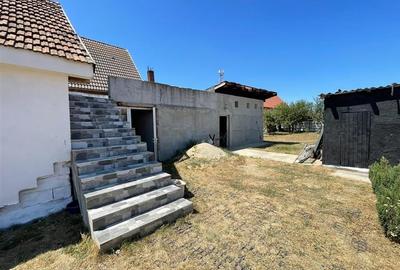Casă individuală cu 3 camere cu Teren 744 Mp în Leș - 12