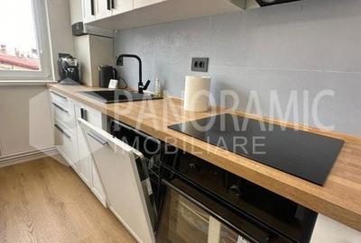 Apartament cu 3 camere semidecomandat în Central - 18