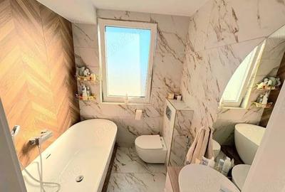 Casă cu 5 camere cu Teren 220 Mp în Central - 1