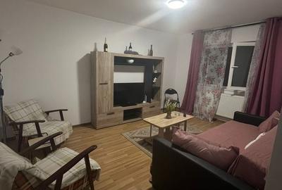Apartament cu 3 camere decomandat în Central - 1