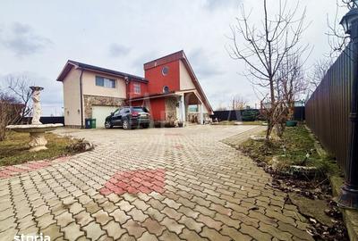 Casă cu 5 camere cu Teren 525 Mp în Florești - 1