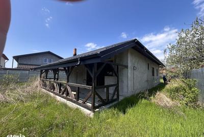 Casă cu 3 camere în Brănești