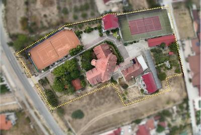 Hotel/Pensiune, de 850 mp, în Sânmartin