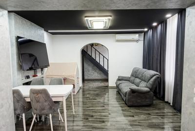 Duplex cu 5 camere cu Canalizare în Viilor - 1