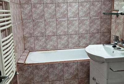 Garsonieră decomandată în Alfa