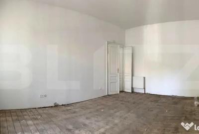 Apartament cu 3 camere semidecomandat în Central - 2
