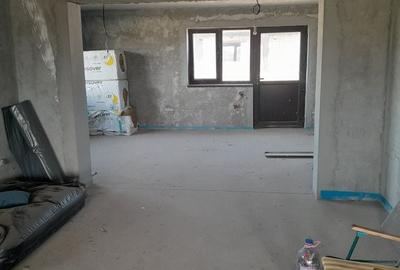 Casă cu 4 camere în Malu Mare - 7