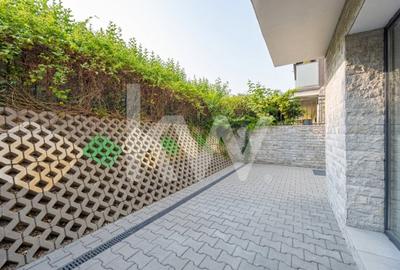 Apartament cu 2 camere decomandat în Tractorul - 20