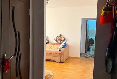 Apartament cu 3 camere decomandat în 1 Mai - 1
