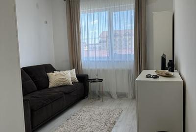 Garsonieră decomandată în Roșu - 7