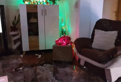 Casă cu 6 camere cu Teren 744 Mp în Vernești - 2