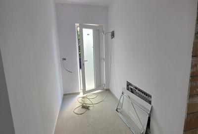 Casă cu 4 camere cu Teren 375 Mp în Hemeiuș