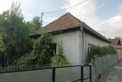 Casă cu 3 camere în Central - 2