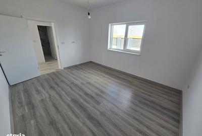 Casă cu 3 camere cu Teren 260 Mp în Central - 5