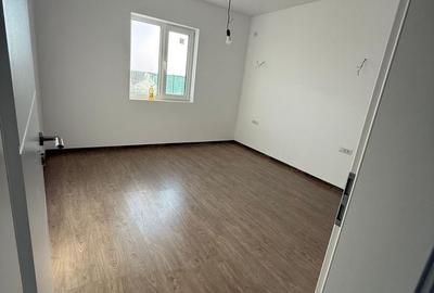 Casă cu 4 camere în Adunații-Copăceni - 7