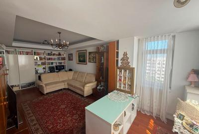 Apartament cu 2 camere decomandat, mobilat în Titan
