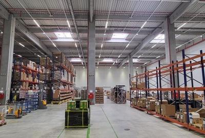 Spațiu comercial, de 1,710 mp, în Vest - 4