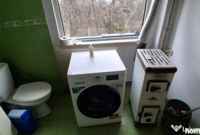 Casă cu 4 camere cu Teren 1600 Mp în Central