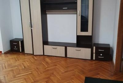 Apartament cu 2 camere decomandat în Berceni - 1