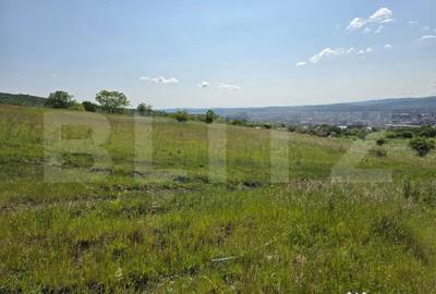Teren de 600 mp, în Central - 1