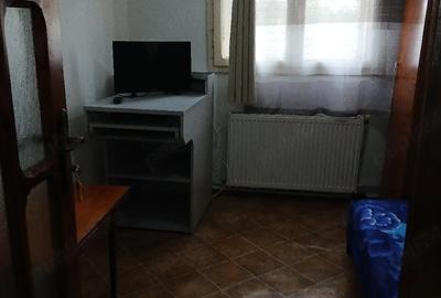 Casă cu Teren 130 Mp în Obor