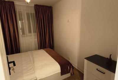 Apartament cu 3 camere semidecomandat în Casa de Cultură - 9