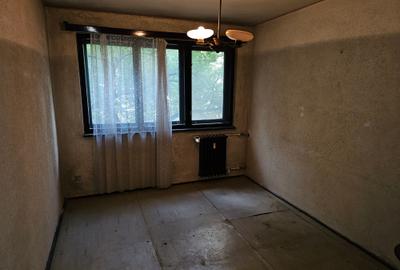 Apartament cu 3 camere decomandat în Militari
