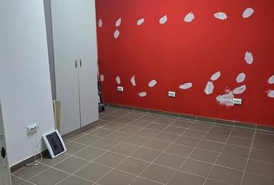 Spațiu comercial, de 64 mp, în Central