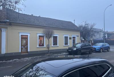 Casă cu 3 camere cu Teren 356 Mp în Central - 3