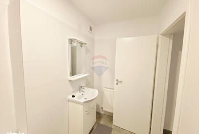 Apartament cu 3 camere în Piatra - 6
